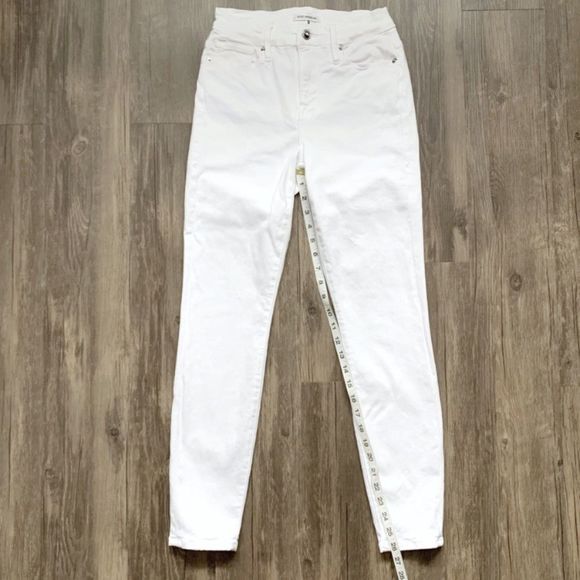 GOOD AMERICAN Good Legs High Rise Skinny Jeans! - Picture 3 of 9